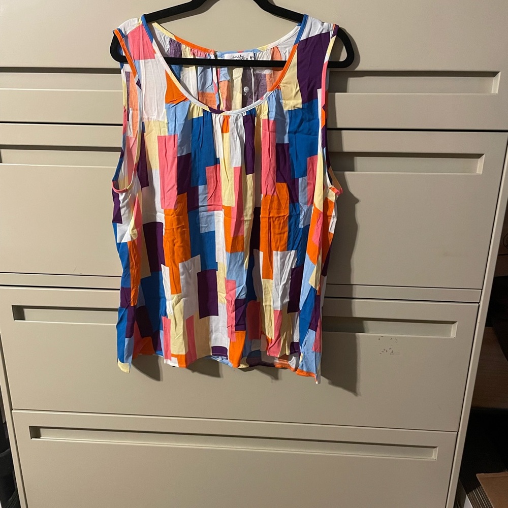 NWT Boutique Colorful Tank Size 2X